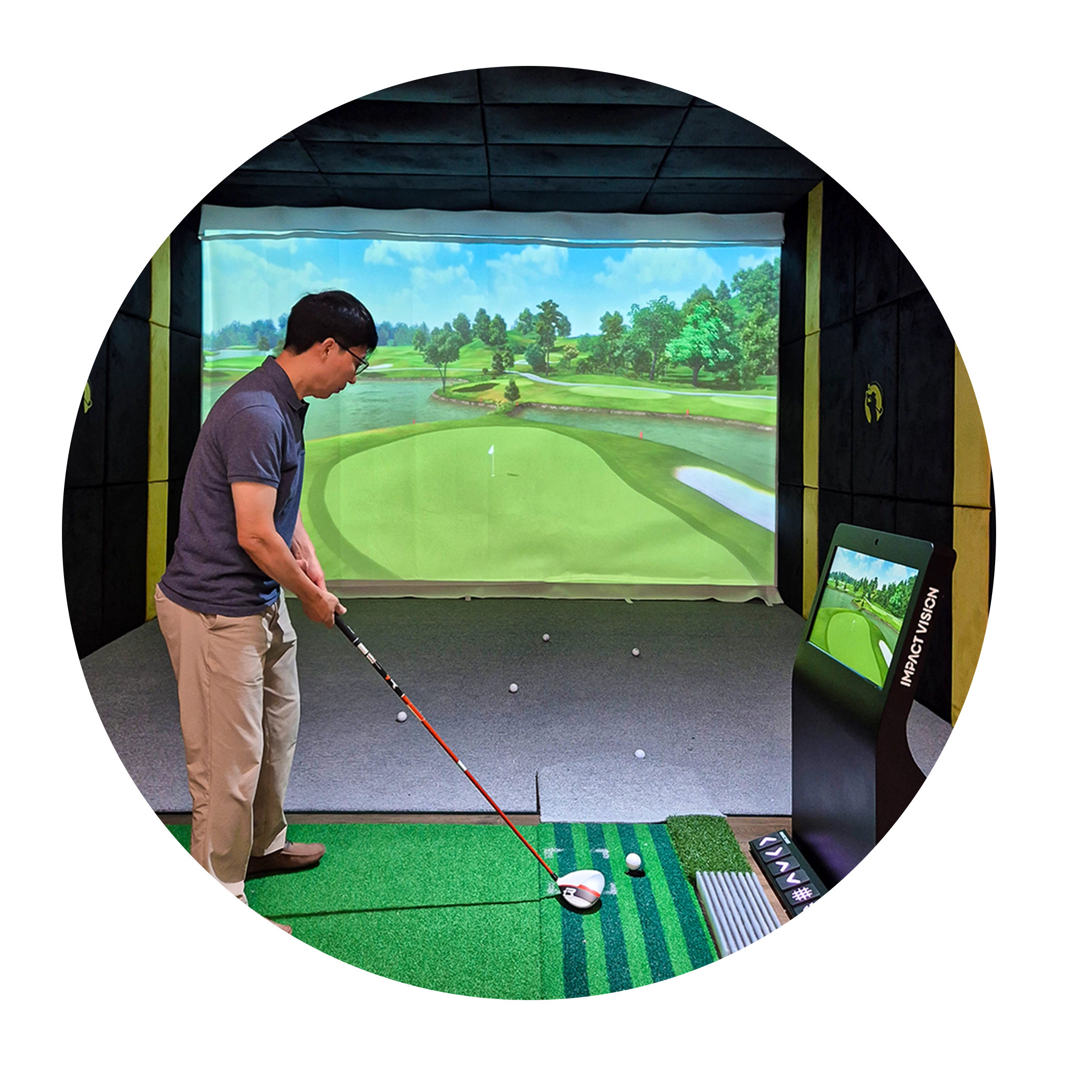 Man playing golf on an indoor golf simulator